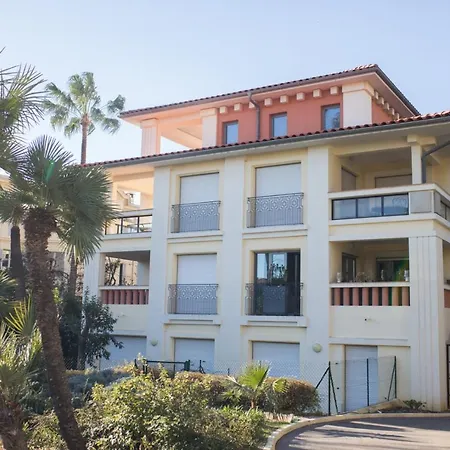 Flora Beaulieur-sur-mer Apartment
